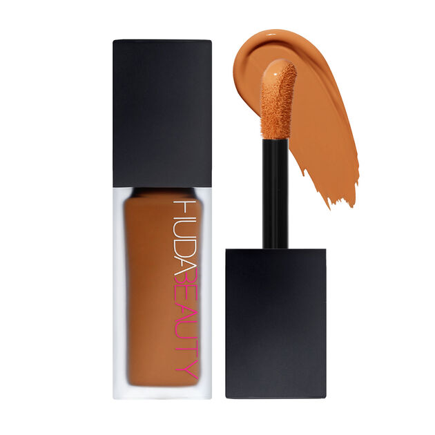 Faux Filter Concealer Salted Caramel 7.3, , hi-res