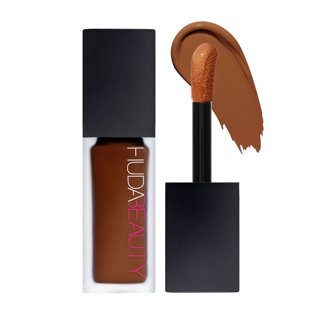 Faux Filter Concealer Hazelnut 8.1, , hi-res